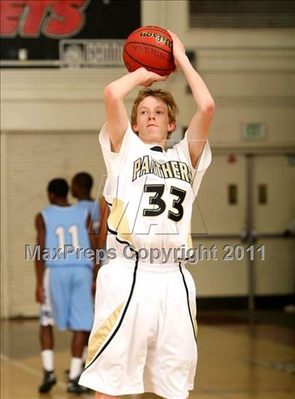 Thumbnail 2 in Palos Verdes Peninsula vs. Carson (Westchester Classic) photogallery.