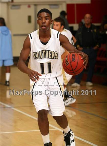 Thumbnail 3 in Palos Verdes Peninsula vs. Carson (Westchester Classic) photogallery.