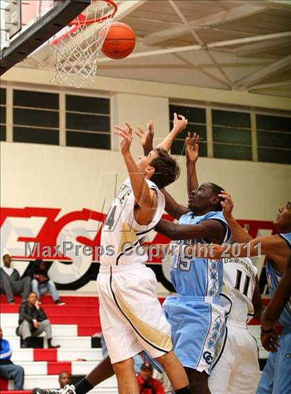 Thumbnail 2 in Palos Verdes Peninsula vs. Carson (Westchester Classic) photogallery.