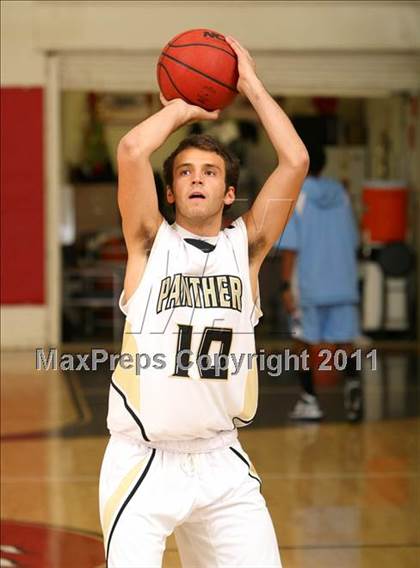 Thumbnail 3 in Palos Verdes Peninsula vs. Carson (Westchester Classic) photogallery.