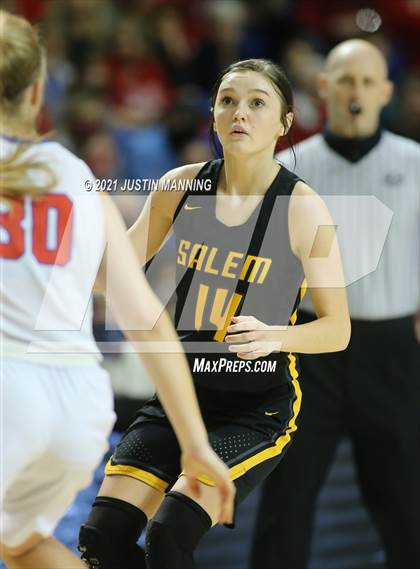 Thumbnail 3 in Melbourne vs. Salem (AAA 2A State Final) photogallery.