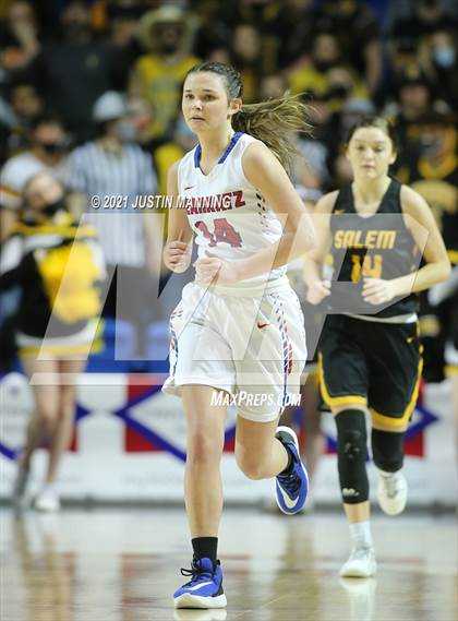 Thumbnail 3 in Melbourne vs. Salem (AAA 2A State Final) photogallery.