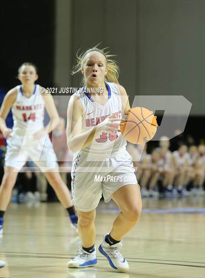 Thumbnail 3 in Melbourne vs. Salem (AAA 2A State Final) photogallery.