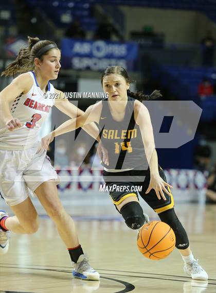 Thumbnail 2 in Melbourne vs. Salem (AAA 2A State Final) photogallery.