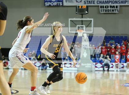 Thumbnail 2 in Melbourne vs. Salem (AAA 2A State Final) photogallery.