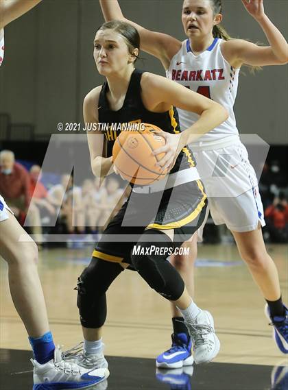 Thumbnail 1 in Melbourne vs. Salem (AAA 2A State Final) photogallery.