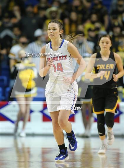 Thumbnail 1 in Melbourne vs. Salem (AAA 2A State Final) photogallery.