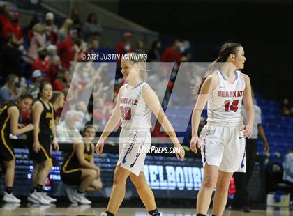 Thumbnail 2 in Melbourne vs. Salem (AAA 2A State Final) photogallery.