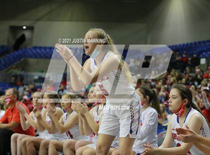 Thumbnail 2 in Melbourne vs. Salem (AAA 2A State Final) photogallery.