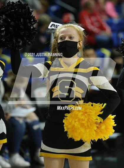 Thumbnail 1 in Melbourne vs. Salem (AAA 2A State Final) photogallery.