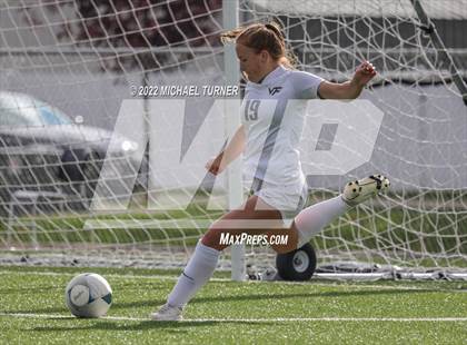 Thumbnail 1 in Bonneville vs Vallivue (IHSAA 4A State Playoff) photogallery.