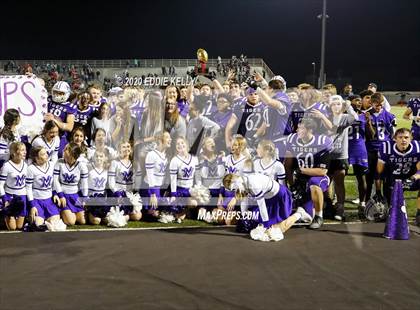 Thumbnail 1 in West vs. Mount Vernon (UIL 3A Area Playoff) photogallery.