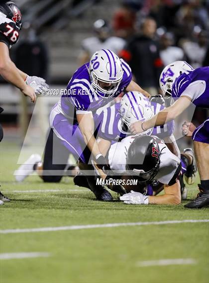 Thumbnail 3 in West vs. Mount Vernon (UIL 3A Area Playoff) photogallery.
