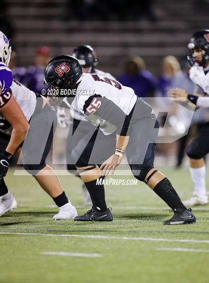 Thumbnail 1 in West vs. Mount Vernon (UIL 3A Area Playoff) photogallery.