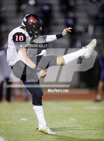 Thumbnail 1 in West vs. Mount Vernon (UIL 3A Area Playoff) photogallery.