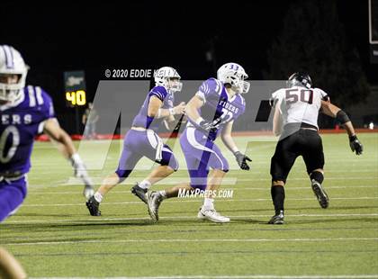 Thumbnail 3 in West vs. Mount Vernon (UIL 3A Area Playoff) photogallery.