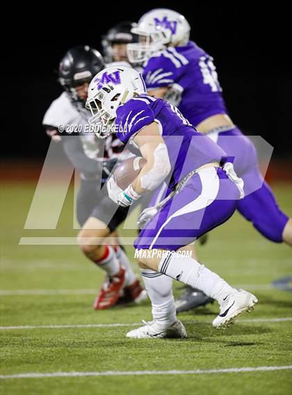 Thumbnail 1 in West vs. Mount Vernon (UIL 3A Area Playoff) photogallery.