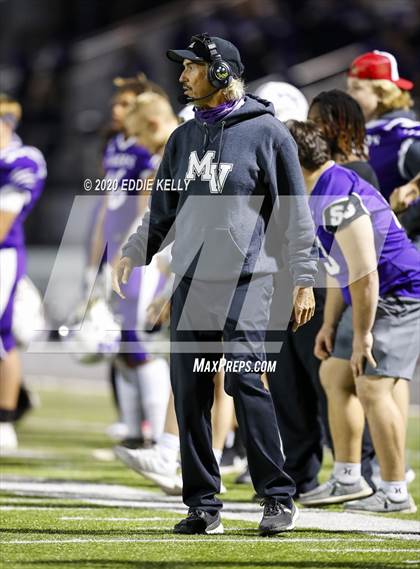 Thumbnail 3 in West vs. Mount Vernon (UIL 3A Area Playoff) photogallery.