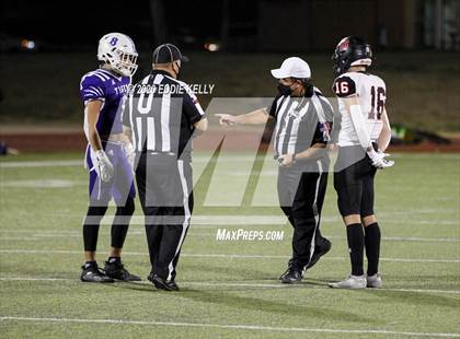 Thumbnail 2 in West vs. Mount Vernon (UIL 3A Area Playoff) photogallery.