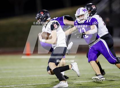 Thumbnail 1 in West vs. Mount Vernon (UIL 3A Area Playoff) photogallery.