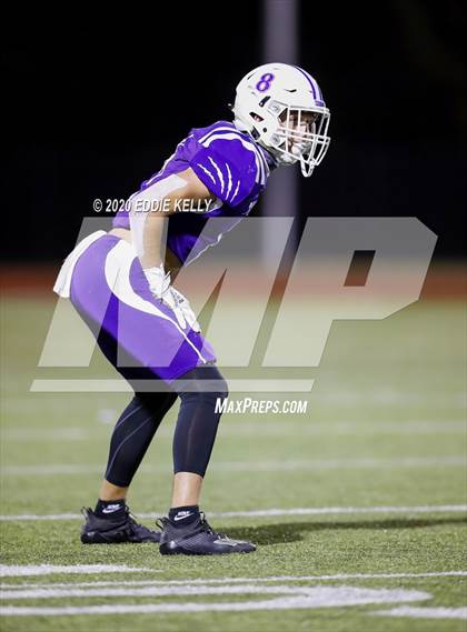 Thumbnail 3 in West vs. Mount Vernon (UIL 3A Area Playoff) photogallery.