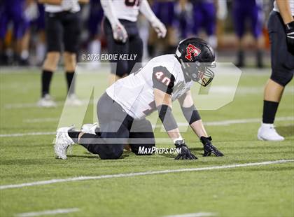 Thumbnail 2 in West vs. Mount Vernon (UIL 3A Area Playoff) photogallery.
