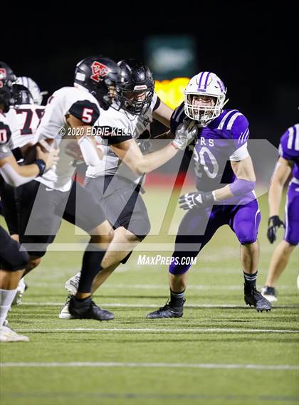 Thumbnail 2 in West vs. Mount Vernon (UIL 3A Area Playoff) photogallery.