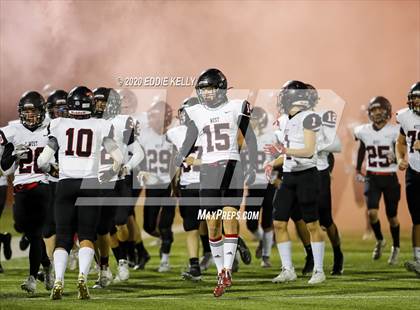 Thumbnail 2 in West vs. Mount Vernon (UIL 3A Area Playoff) photogallery.