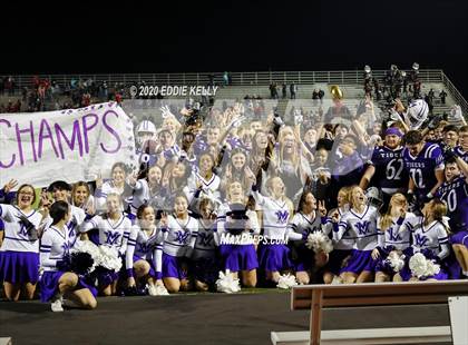 Thumbnail 2 in West vs. Mount Vernon (UIL 3A Area Playoff) photogallery.