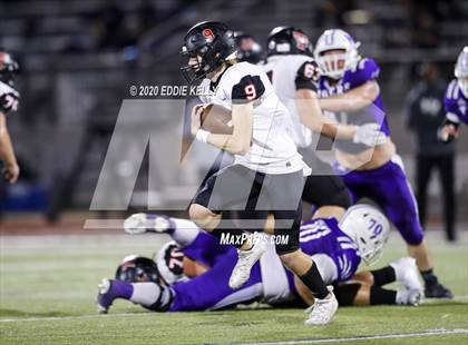 Thumbnail 2 in West vs. Mount Vernon (UIL 3A Area Playoff) photogallery.