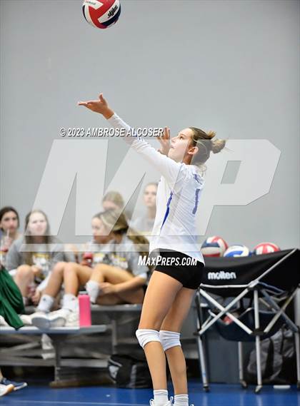 Thumbnail 2 in Episcopal vs. Concordia Lutheran (Houston Open Tournament) photogallery.