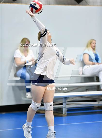 Thumbnail 2 in Episcopal vs. Concordia Lutheran (Houston Open Tournament) photogallery.