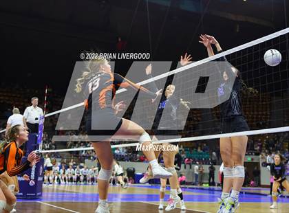 Thumbnail 1 in Resurrection Christian vs. Lamar (CHSAA 3A State Championships Semifinal) photogallery.