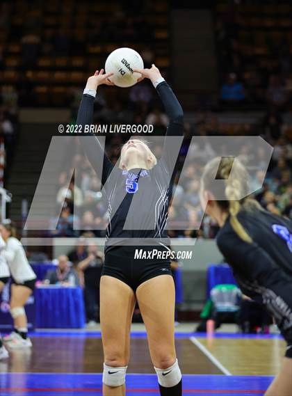Thumbnail 3 in Resurrection Christian vs. Lamar (CHSAA 3A State Championships Semifinal) photogallery.