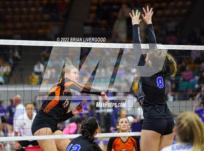 Thumbnail 1 in Resurrection Christian vs. Lamar (CHSAA 3A State Championships Semifinal) photogallery.