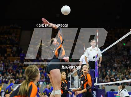 Thumbnail 2 in Resurrection Christian vs. Lamar (CHSAA 3A State Championships Semifinal) photogallery.