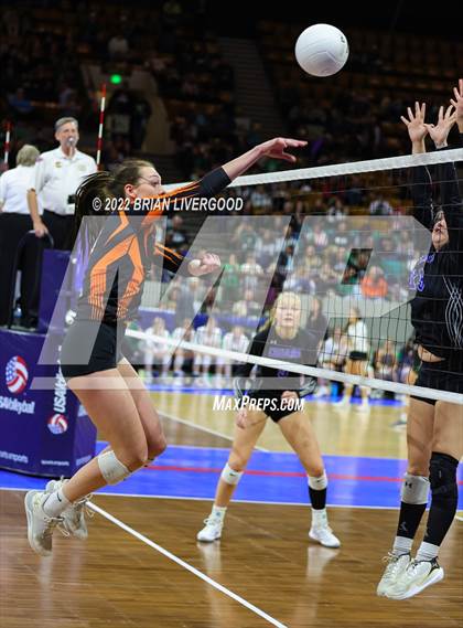Thumbnail 1 in Resurrection Christian vs. Lamar (CHSAA 3A State Championships Semifinal) photogallery.
