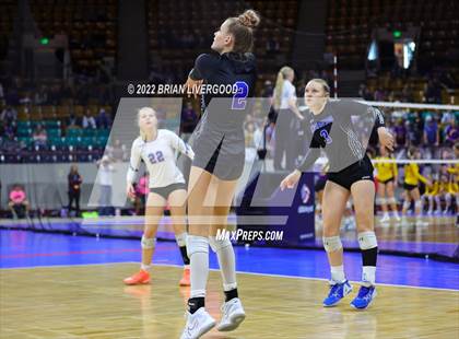 Thumbnail 1 in Resurrection Christian vs. Lamar (CHSAA 3A State Championships Semifinal) photogallery.