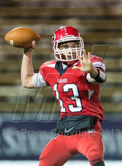 Thumbnail 3 in South Summit vs. Grand County (UHSAA 2A Final) photogallery.