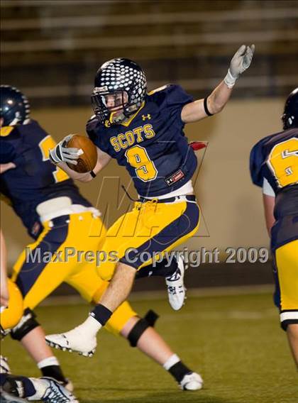 Thumbnail 3 in McKinney vs. Highland Park (Texas 4A D1 Bi-District Playoffs) photogallery.