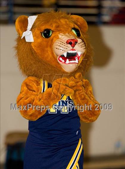 Thumbnail 3 in McKinney vs. Highland Park (Texas 4A D1 Bi-District Playoffs) photogallery.