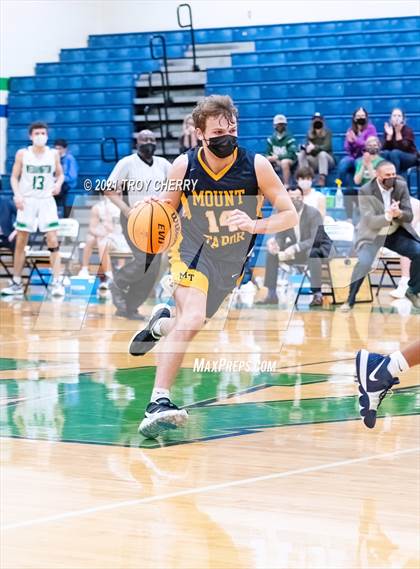 Thumbnail 2 in Mount Tabor vs. Weddington photogallery.