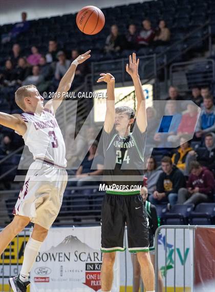 Thumbnail 2 in Enumclaw vs. Kentwood photogallery.