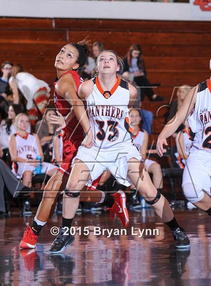 Thumbnail 2 in Lenoir City vs. West photogallery.