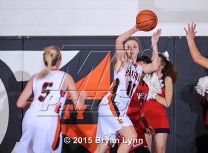 Thumbnail 3 in Lenoir City vs. West photogallery.