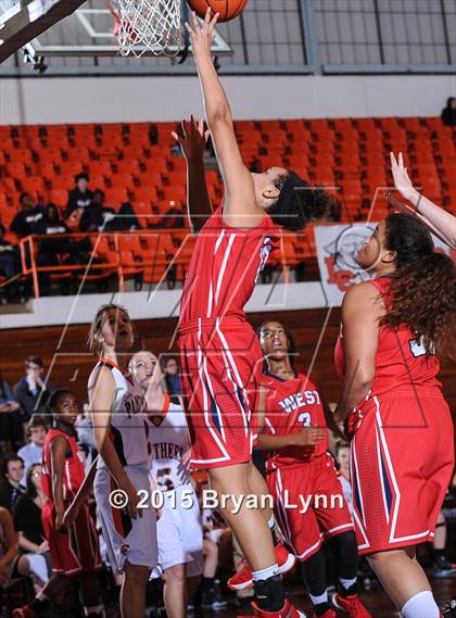 Thumbnail 2 in Lenoir City vs. West photogallery.