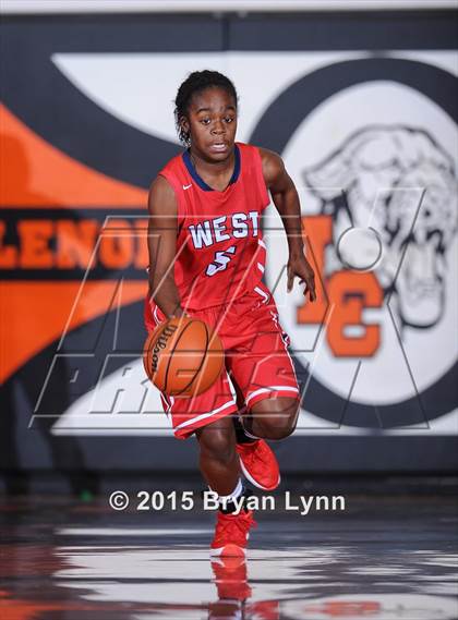 Thumbnail 2 in Lenoir City vs. West photogallery.