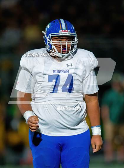 Thumbnail 2 in Bingham @ Bishop Manogue photogallery.