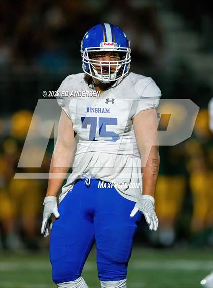 Thumbnail 1 in Bingham @ Bishop Manogue photogallery.