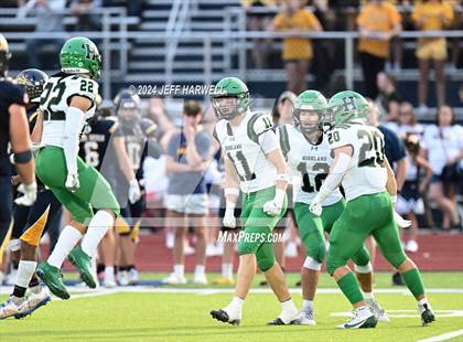 Thumbnail 3 in Highland @ Tallmadge photogallery.